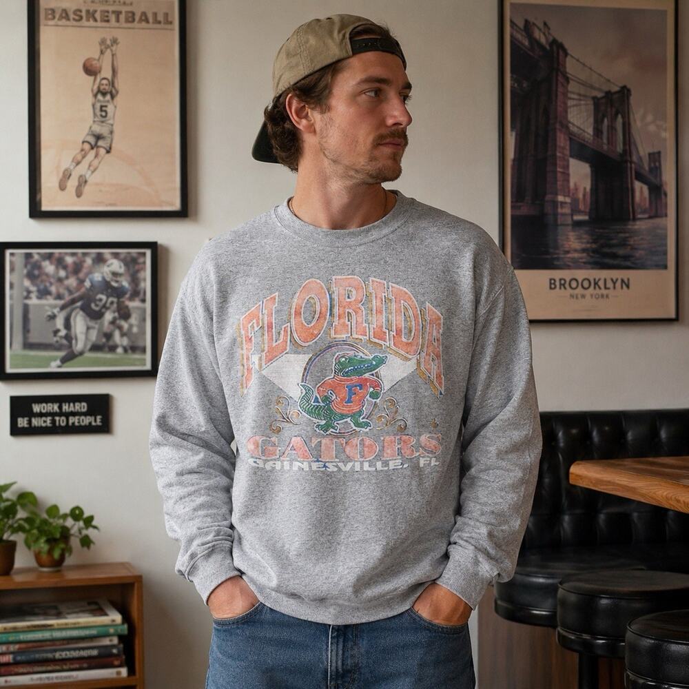 Vintage 90s Florida Gators Sweatshirt Mens Large NCAA Faded Graphic Gray